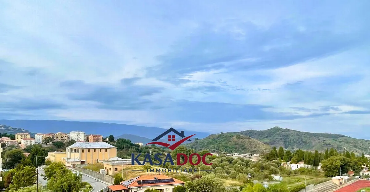 Appartamento in vendita a Catanzaro, Stadio - foto 1