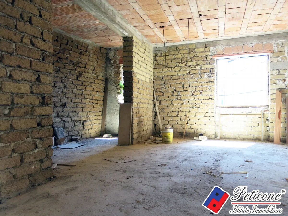 Appartamento in vendita a Lenola, Centro Storico - foto 5