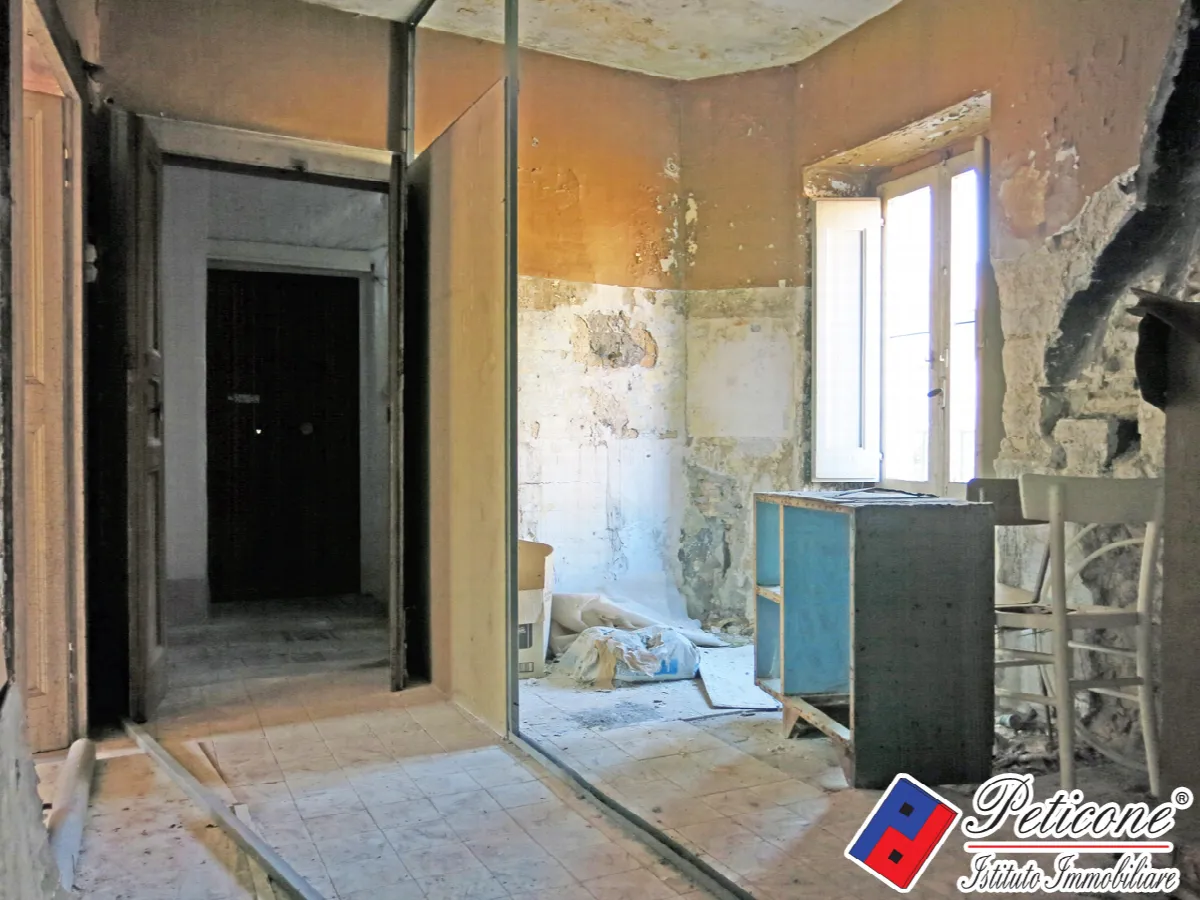 Appartamento in vendita a Lenola, Centro Storico - foto 2