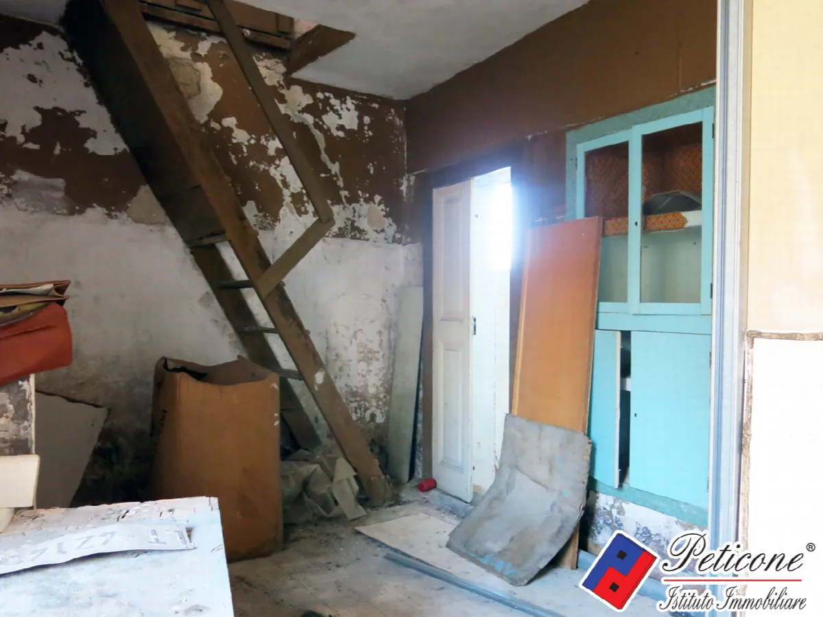 Appartamento in vendita a Lenola, Centro Storico - foto 3