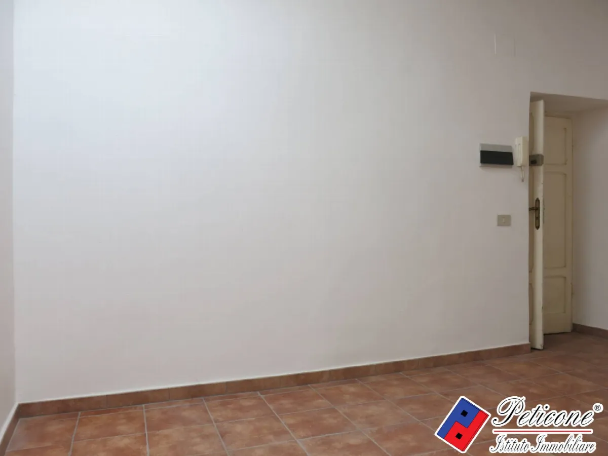 Appartamento in vendita a Fondi, Centro storico - foto 2