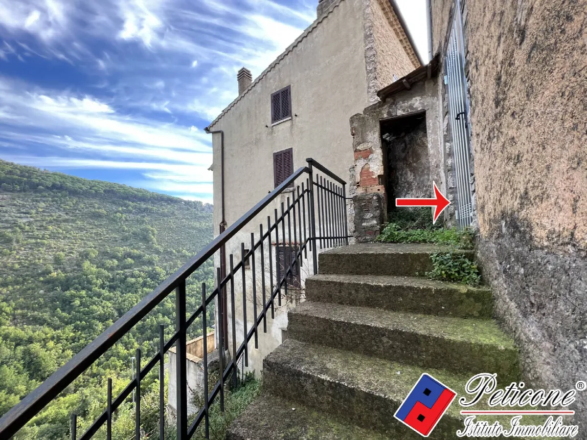 Appartamento in vendita a Lenola, Centro Storico - foto 1