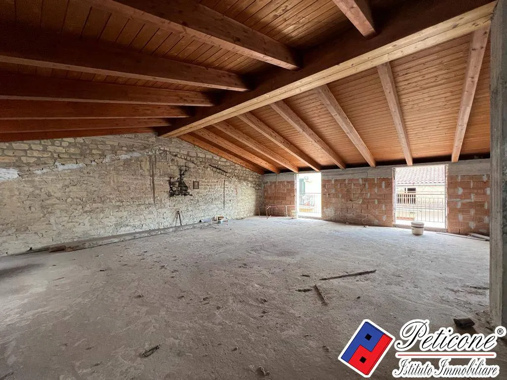 Appartamento in vendita a Fondi, Centro - foto 2