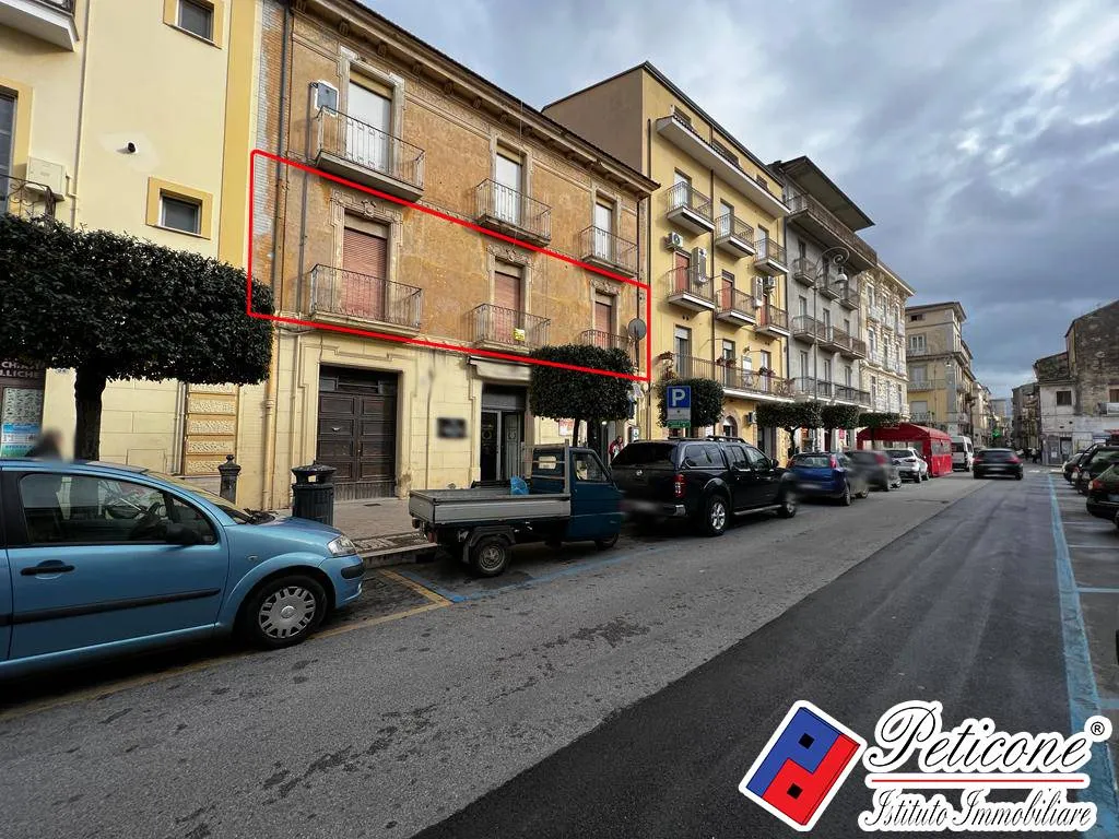 Appartamento in vendita a Fondi, Centro - foto 1
