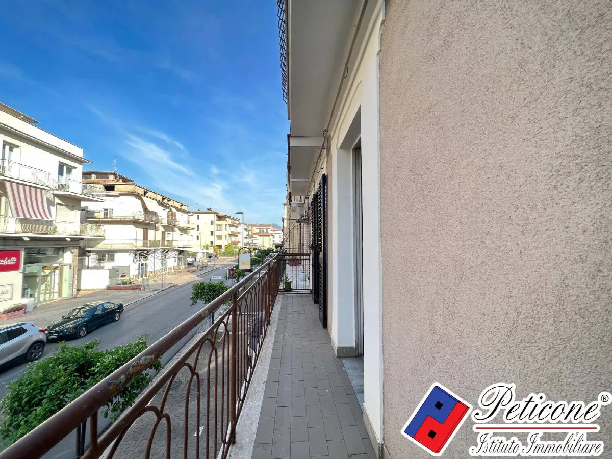 Appartamento in vendita a Fondi, Centro - foto 1