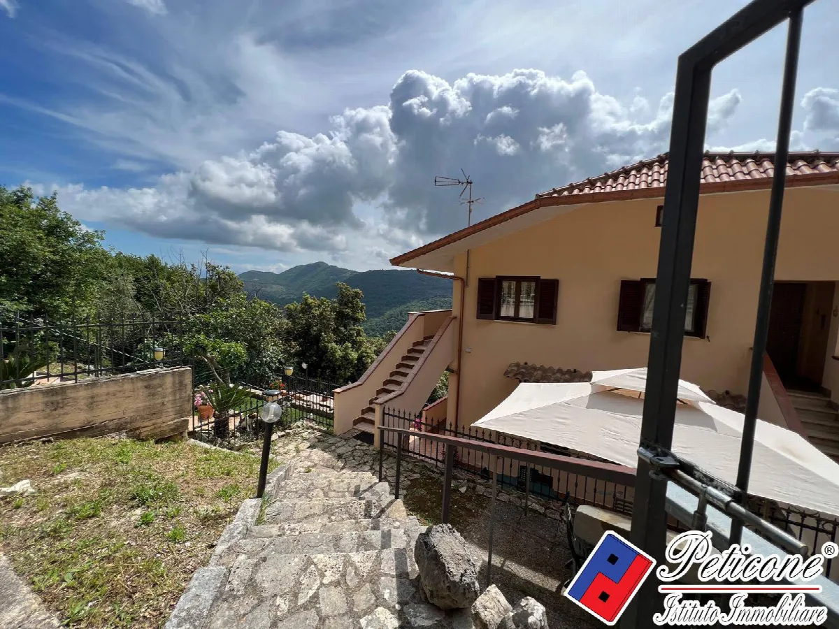 Appartamento in vendita a Lenola, Semicentro - foto 1