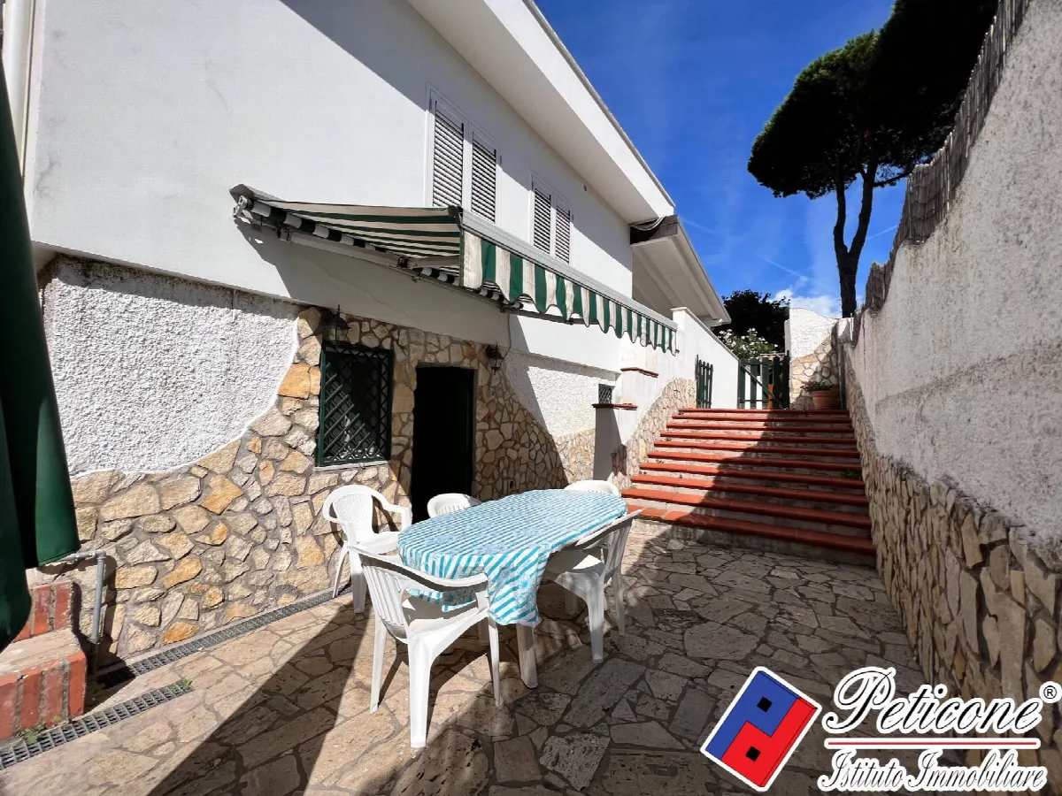 Appartamento in vendita a Fondi, Marina di Fondi - foto 1