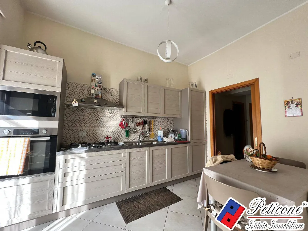 Appartamento in vendita a Fondi, Centro - foto 1