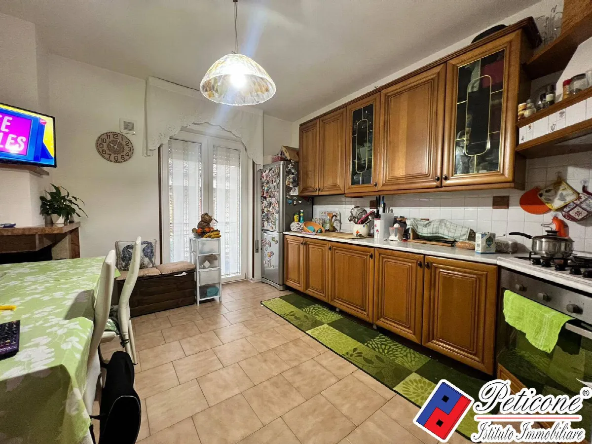 Appartamento in vendita a Fondi, Centro - foto 5