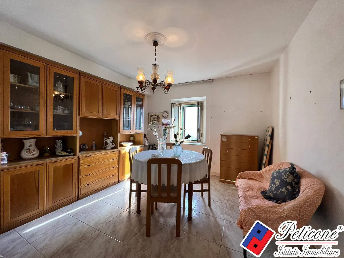 Appartamento in vendita a Lenola, Centro - foto 1