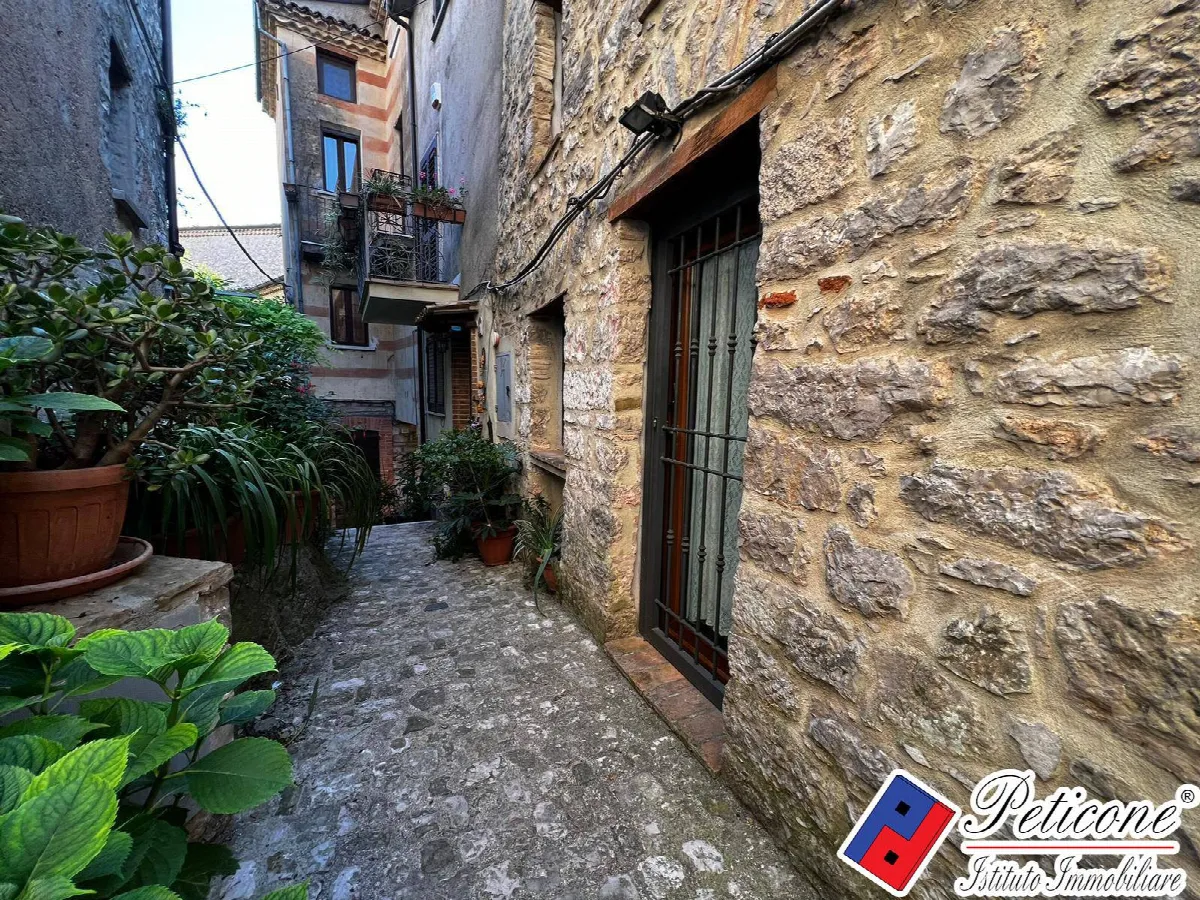 Appartamento in vendita a Lenola, Centro - foto 2