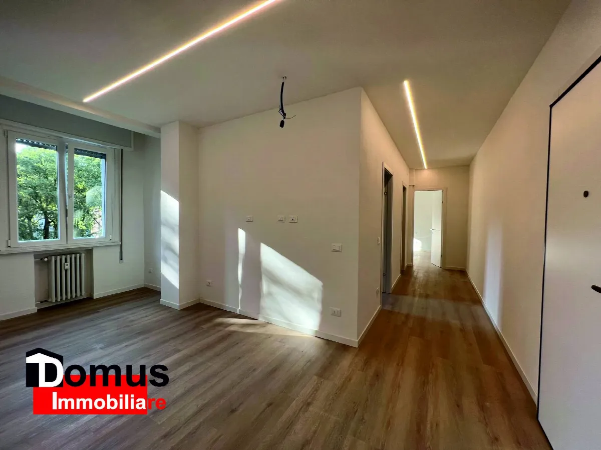 Appartamento in vendita a Ferrara, Centro storico - foto 1