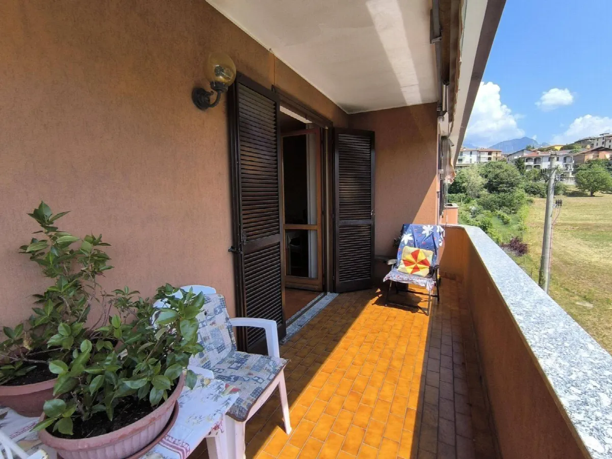Appartamento in vendita a Civate - foto 1