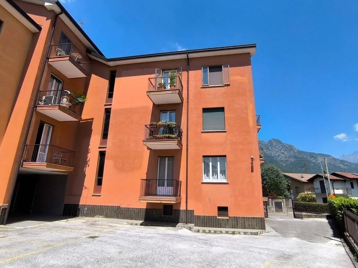 Appartamento in vendita a Civate - foto 1