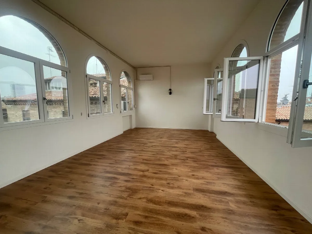 Appartamento in vendita a Ferrara, Centro storico - foto 3