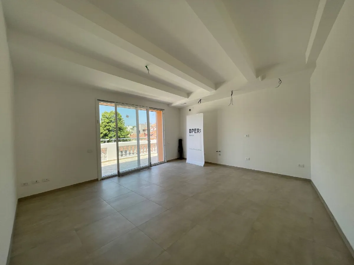 Appartamento in vendita a Ferrara, Centro storico - foto 3