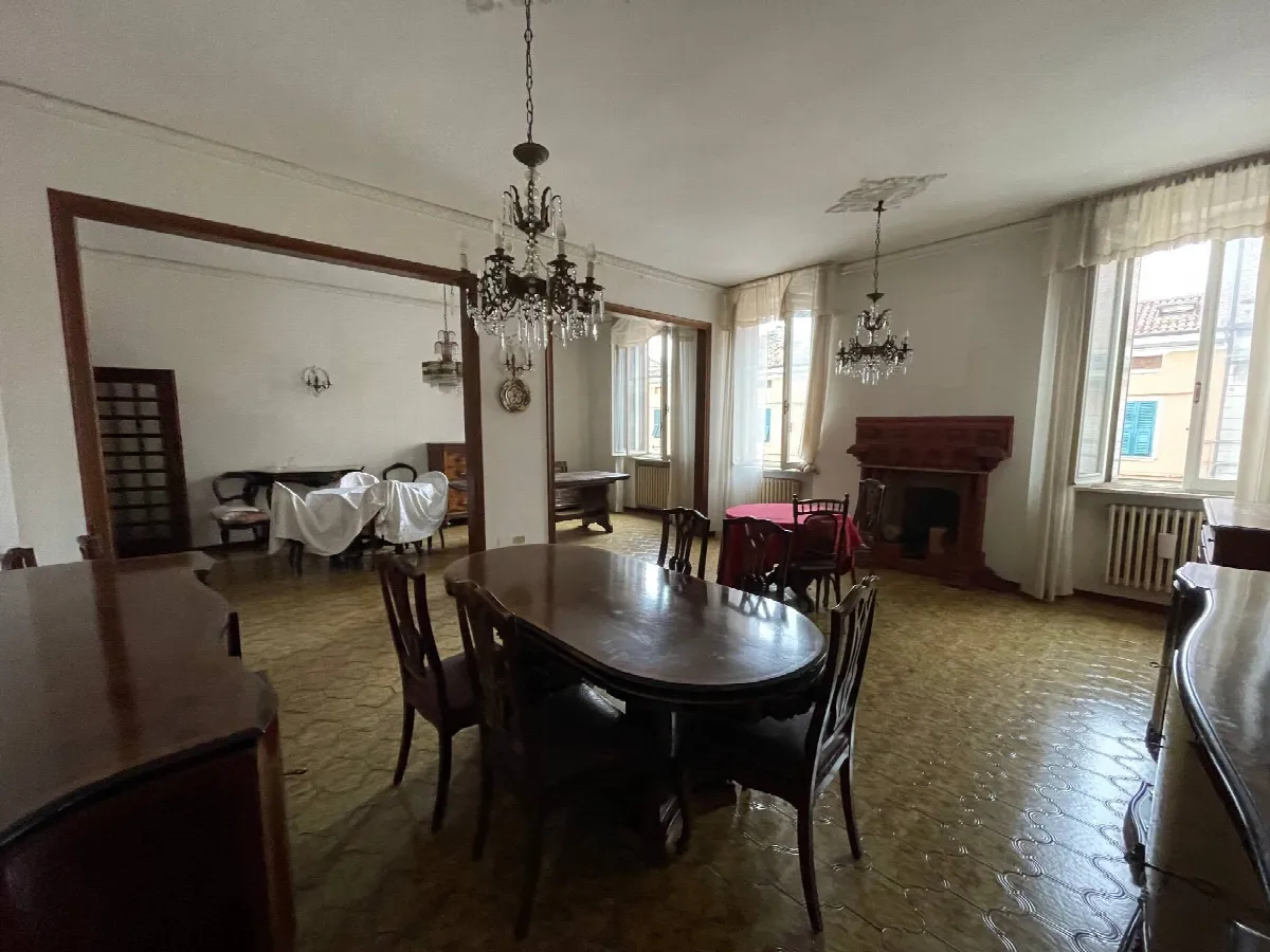Appartamento in vendita a Ferrara, Centro storico - foto 2