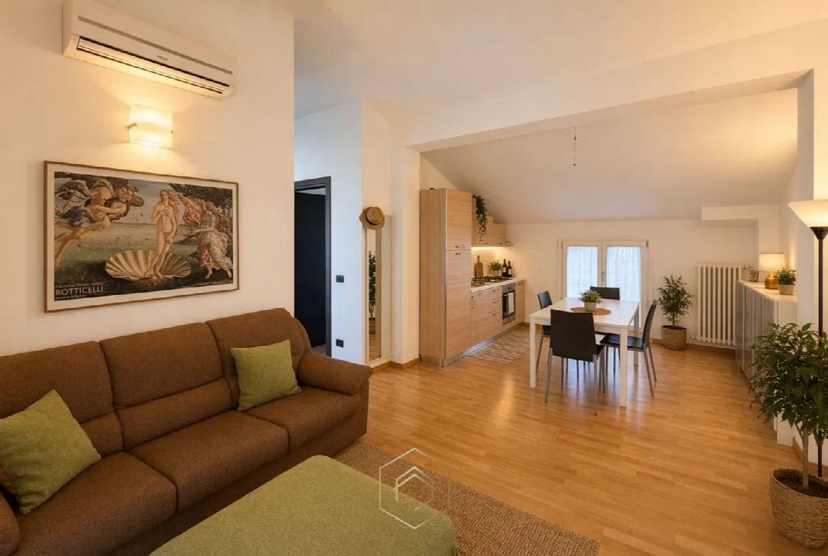 Appartamento in vendita a Ferrara, Centro storico - foto 1
