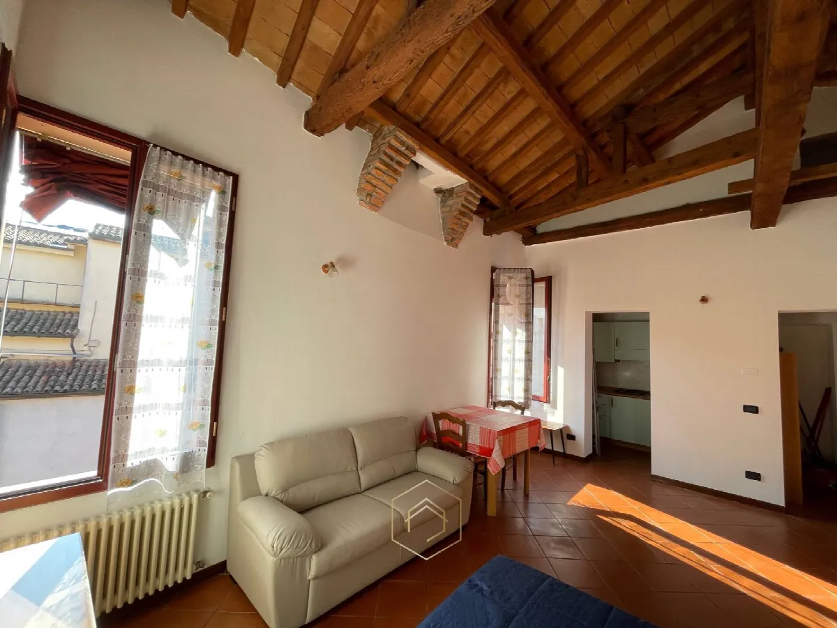Appartamento in vendita a Ferrara, Centro storico - foto 1