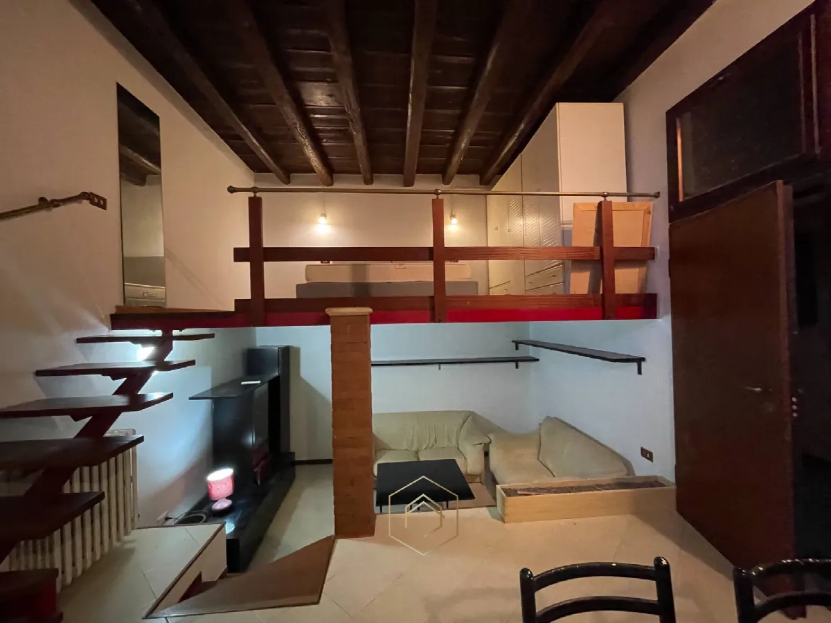 Appartamento in vendita a Ferrara, Centro storico - foto 1