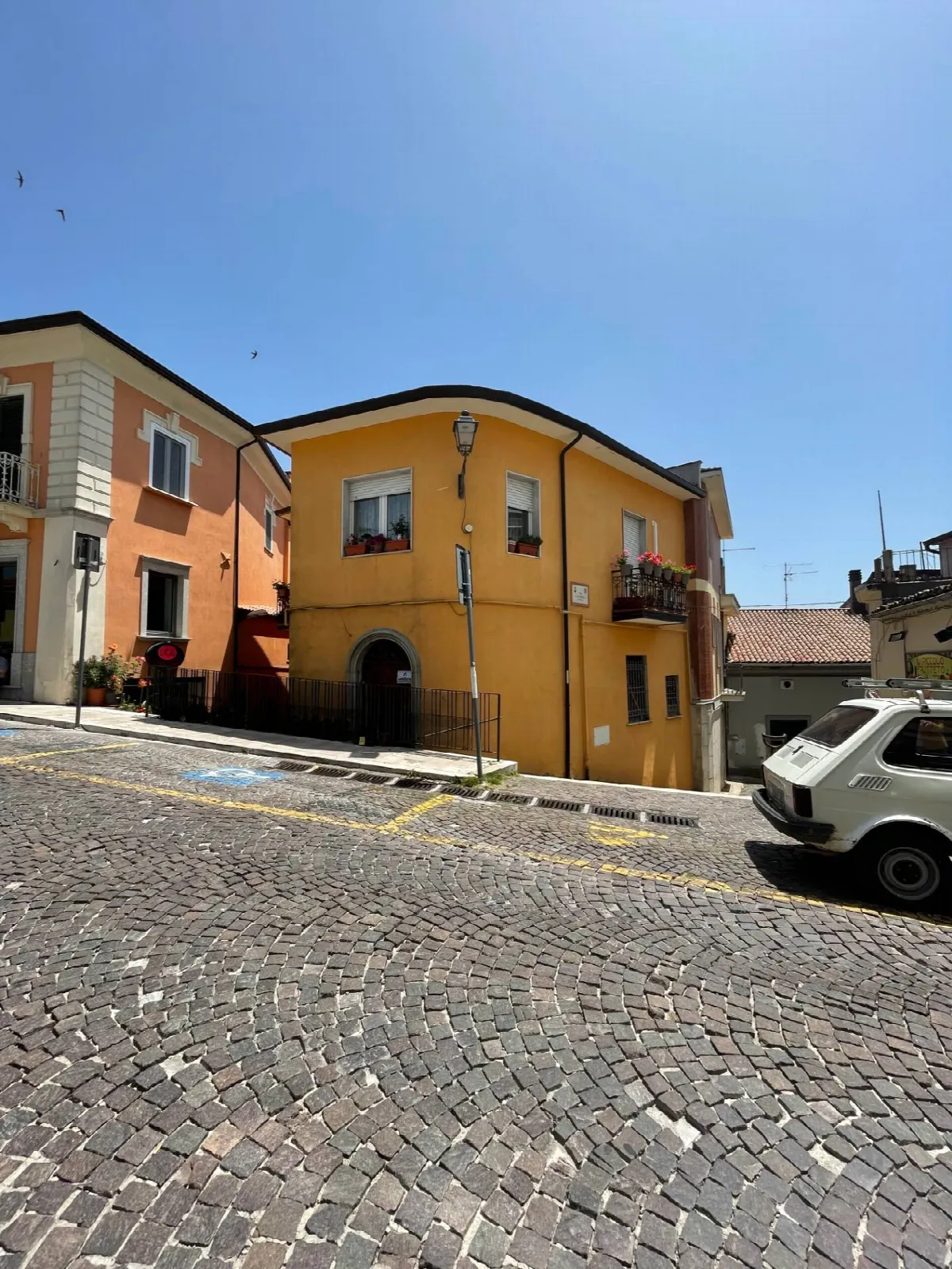appartamento indipendente in vendita a Ariano Irpino, Via Pirelli - foto 1
