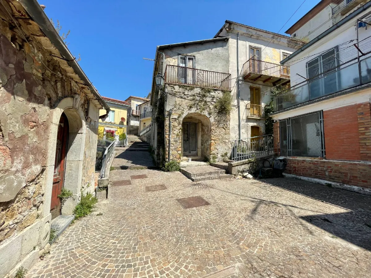 appartamento indipendente in vendita a Ariano Irpino, via mancini - foto 4