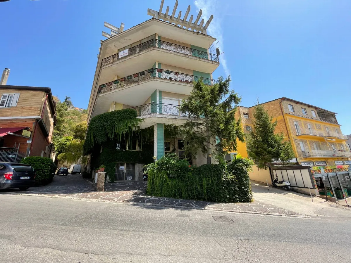 Appartamento in vendita a Ariano Irpino, Corso Vittorio Emanuele - foto 2