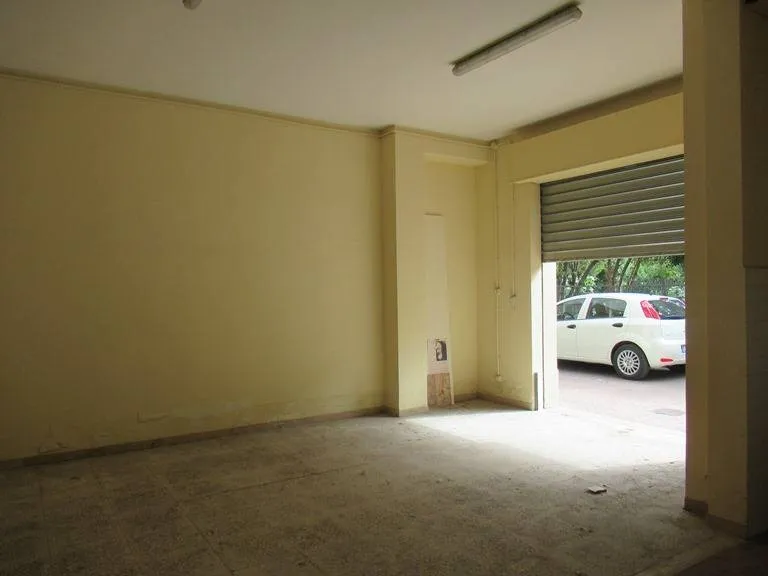 garage in vendita a Pescara, Zona Ospedale - foto 9