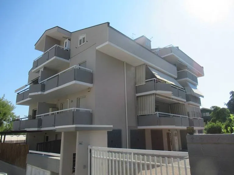 Appartamento in vendita a Spoltore, Villa Raspa - foto 1