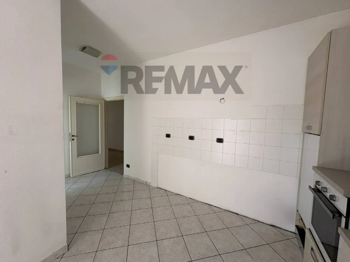 Appartamento in vendita a Varese, Zona Biumo - foto 8