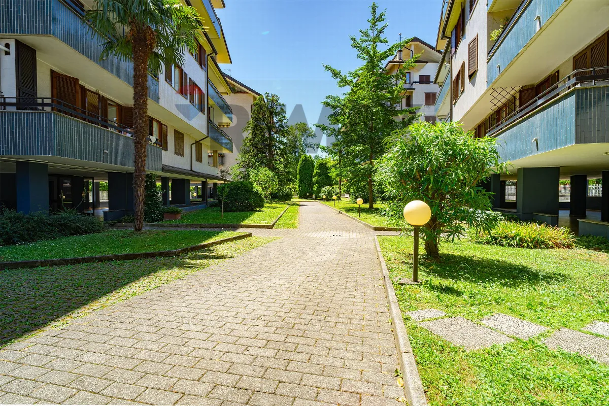 Appartamento in vendita a Rho, Zona San Paolo - foto 2