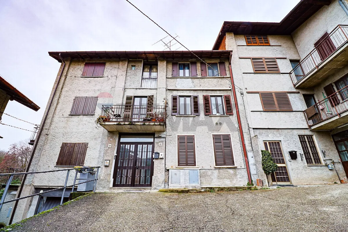 Appartamento in vendita a Laveno-Mombello, Mombello - foto 1