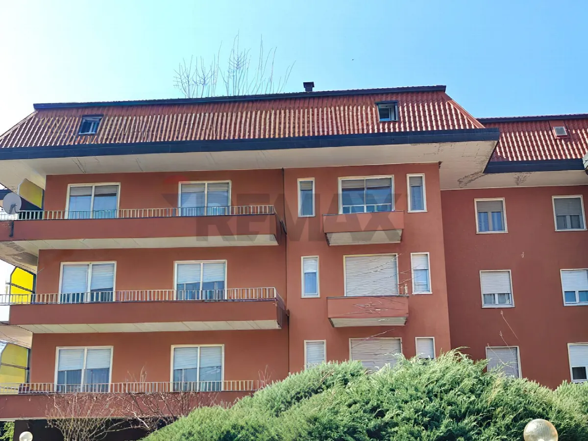 Appartamento in vendita a Casalzuigno - foto 1