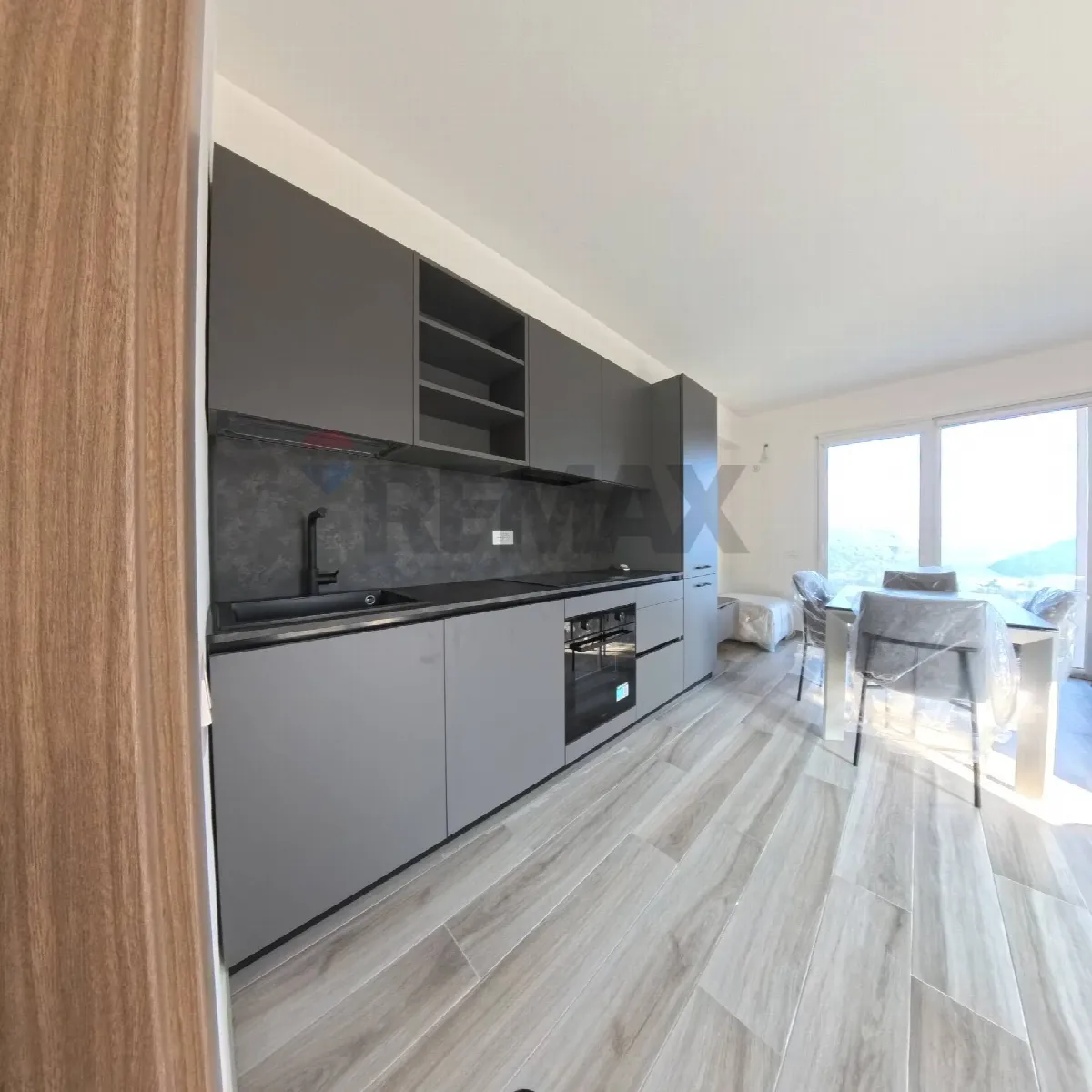 Appartamento in vendita a Cadegliano-Viconago, Cadegliano - foto 3