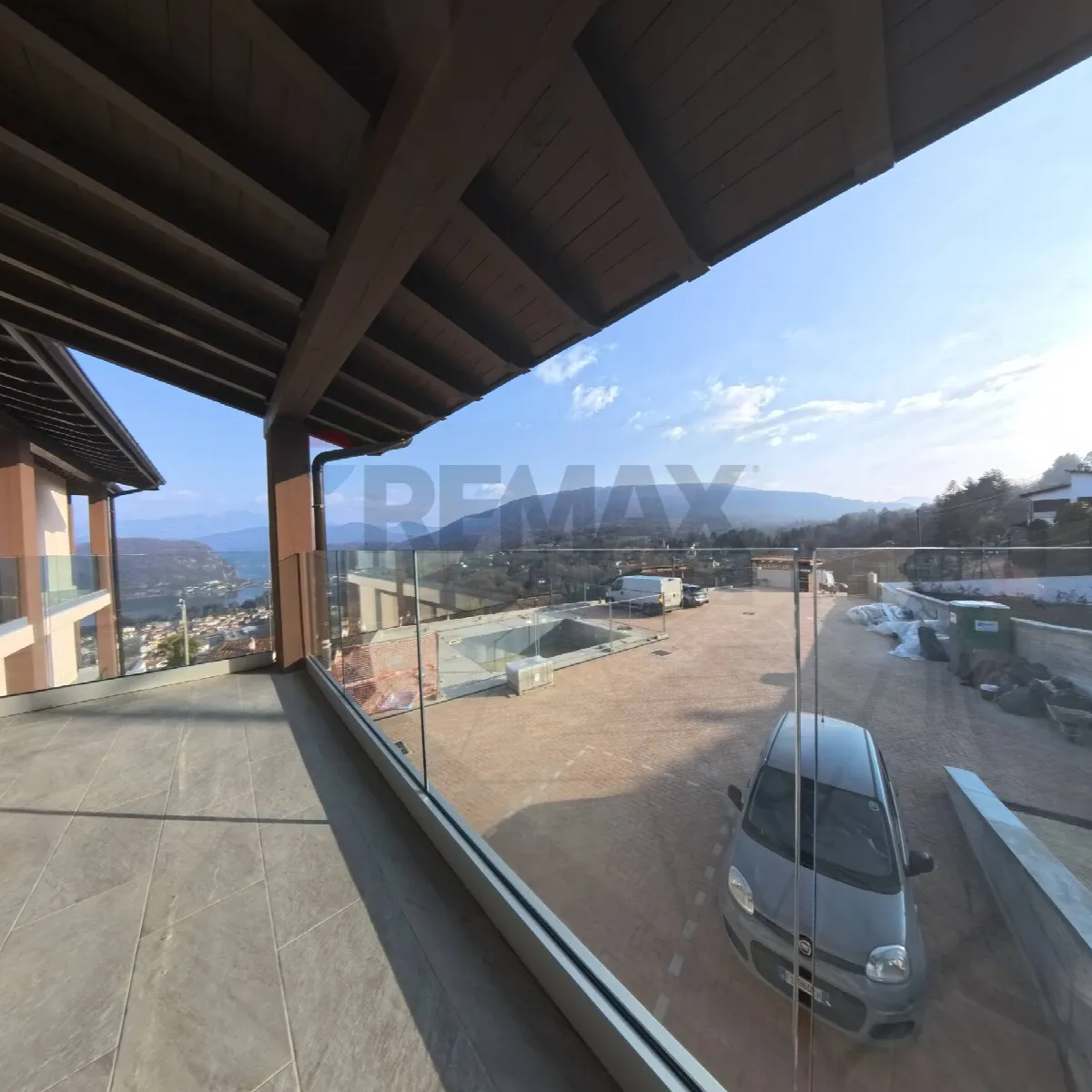 Appartamento in vendita a Cadegliano-Viconago, Cadegliano - foto 4