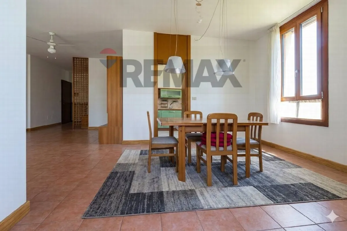 Appartamento in vendita a Varese, Zona Montello - foto 10