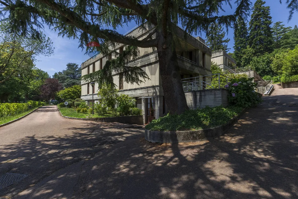Appartamento in vendita a Varese, Zona Montello - foto 4