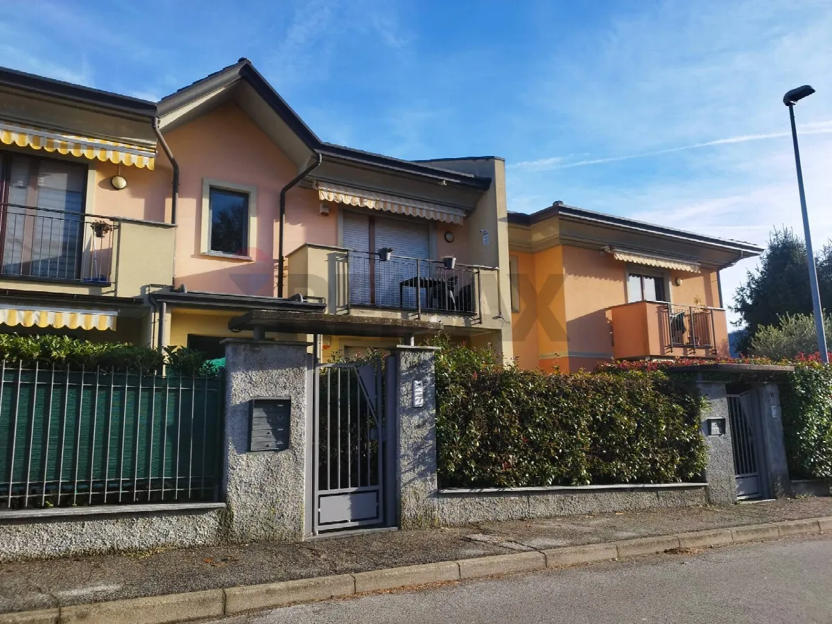 Appartamento in vendita a Laveno-Mombello - foto 1