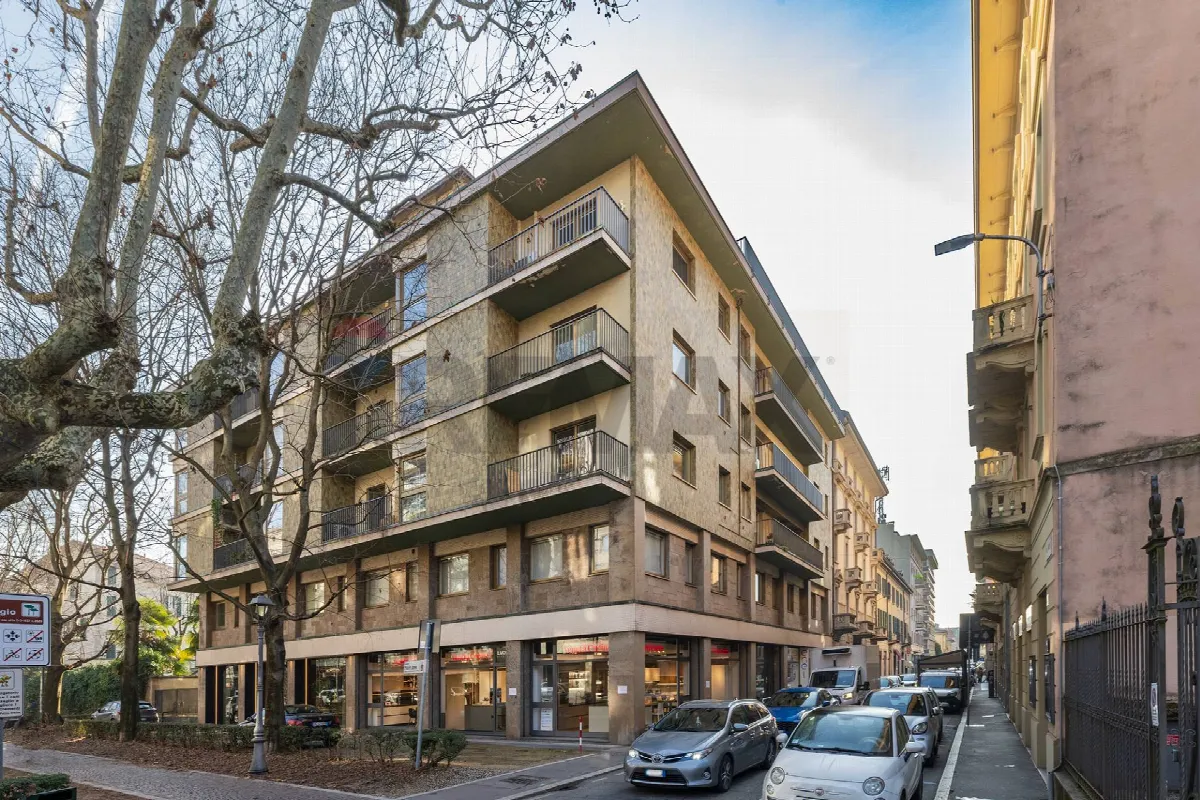 Appartamento in vendita a Varese, Centro - foto 2
