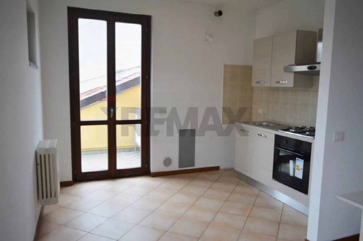 Appartamento in vendita a Varese, Centro - foto 2