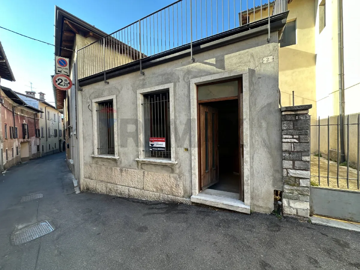 Appartamento in vendita a Viggiù - foto 1