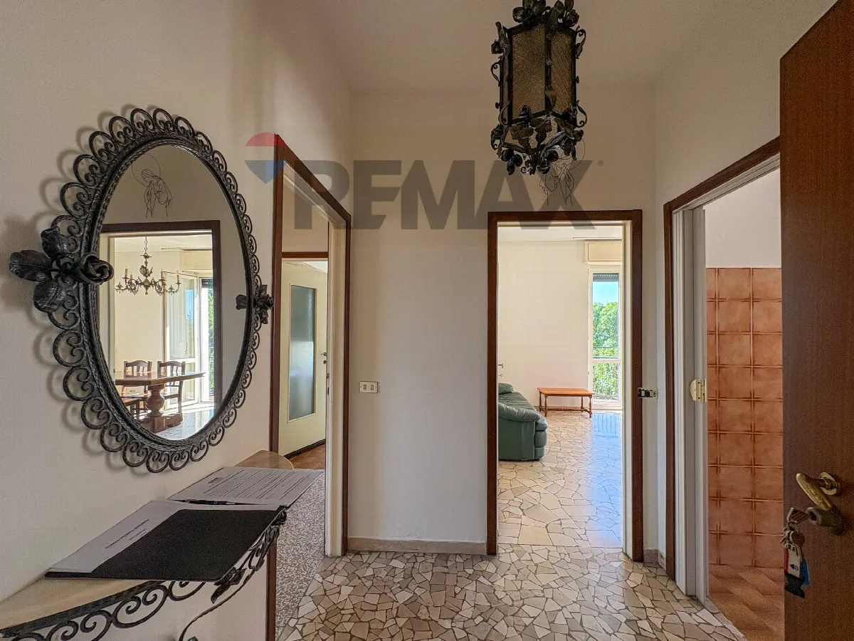 Appartamento in vendita a Varese, Zona Biumo - foto 3