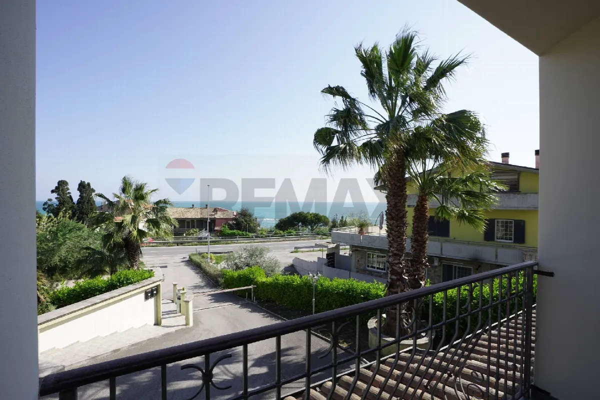 Appartamento in vendita a San Vito Chietino, San Vito Marina - foto 1