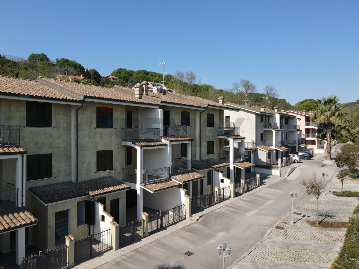 Appartamento in vendita a San Vito Chietino, San Vito Marina - foto 2