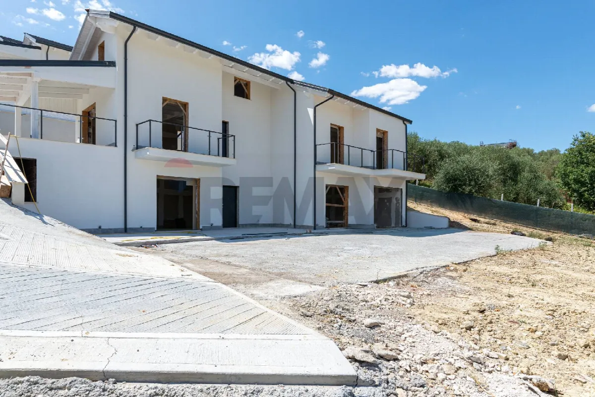Nuove costruzioni in vendita a Monterotondo, Monterotondo Paese - foto 5