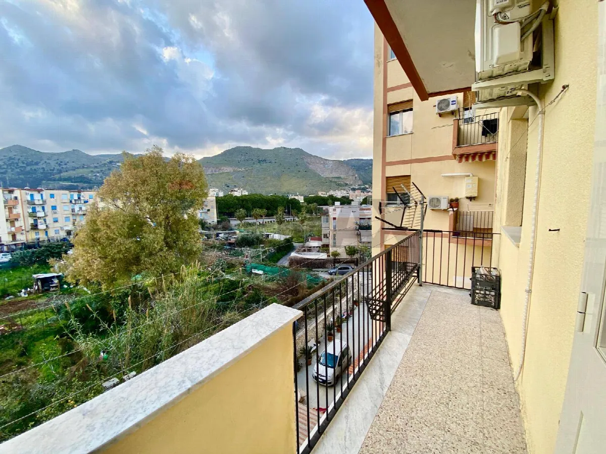 Appartamento in vendita a Palermo, Borgonuovo - foto 1