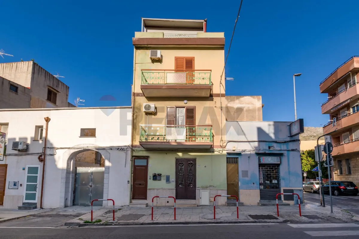 Appartamento in vendita a Palermo, Sferracavallo - foto 1