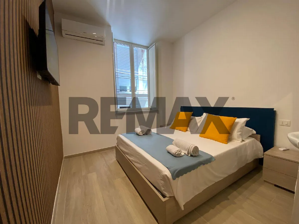 Appartamento in vendita a Napoli, San Lorenzo - foto 1