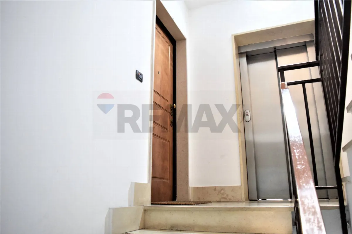 Appartamento in vendita a Napoli, San Carlo Arena - foto 3