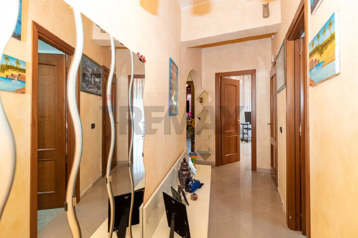 Appartamento in vendita a Catania, Centro Storico - foto 1